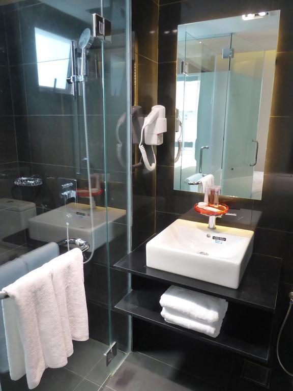 Melange Boutique Hotel Bukit Bintang Куала-Лумпур Экстерьер фото