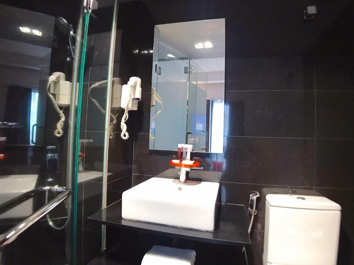 Melange Boutique Hotel Bukit Bintang Куала-Лумпур Экстерьер фото